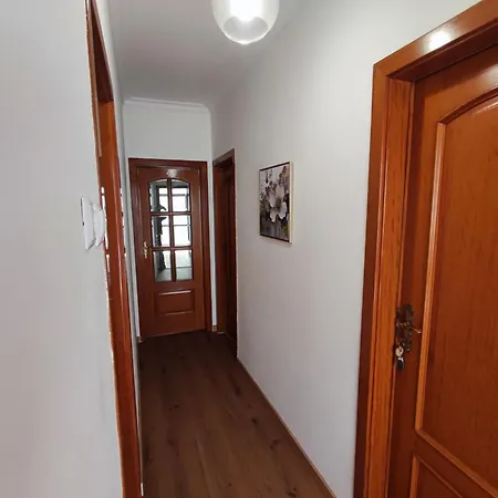 Гостевой дом Santa Catarina 4 - Your Refuge In The Heart Of Alenquer Каррегаду