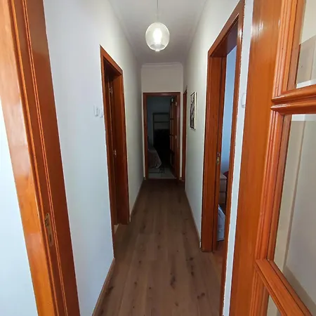 Гостевой дом Santa Catarina 4 - Your Refuge In The Heart Of Alenquer Каррегаду