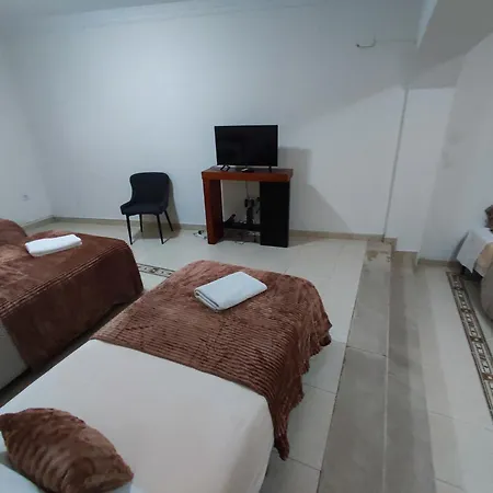 Santa Catarina 4 - Your Refuge In The Heart Of Alenquer Гостевой дом Каррегаду